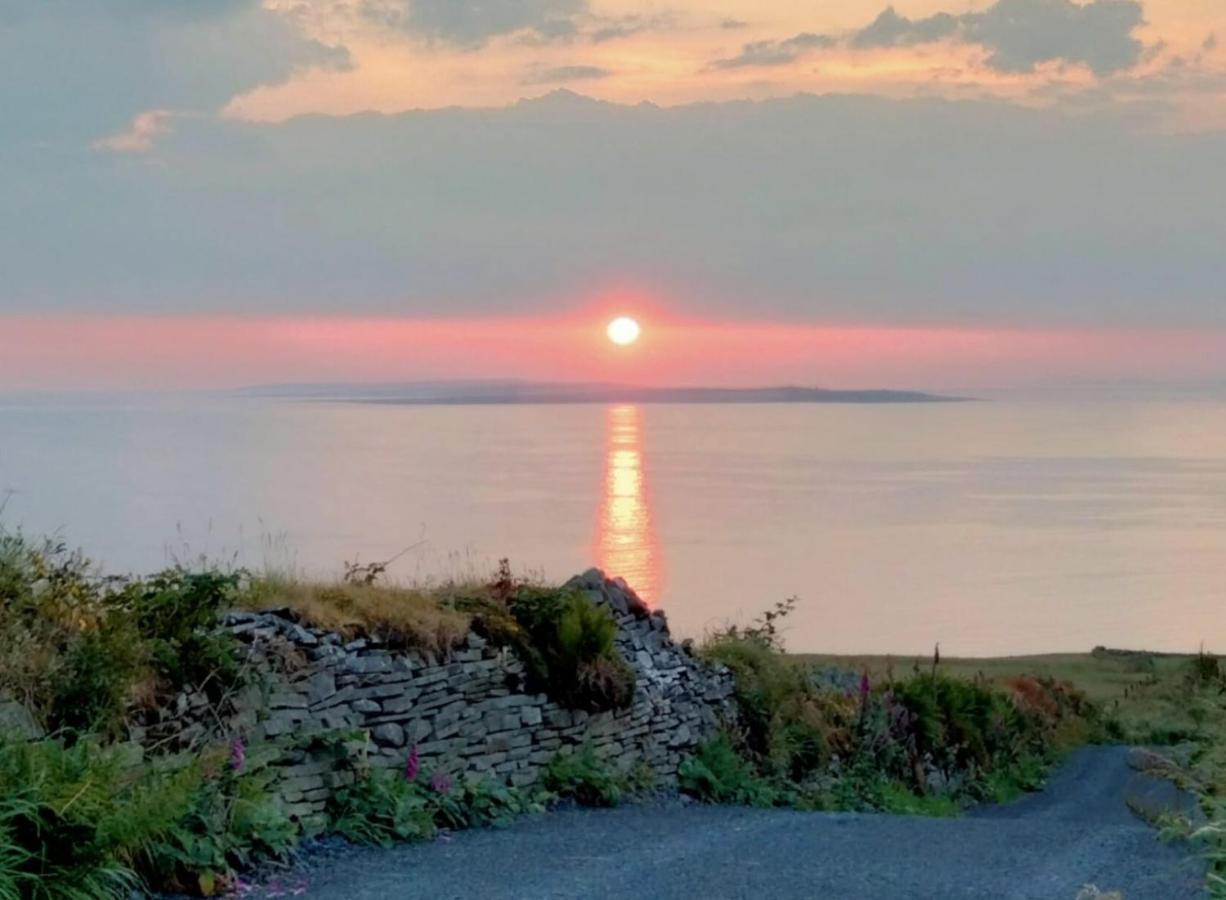 Blue Haven Lodge Doolin Exterior foto